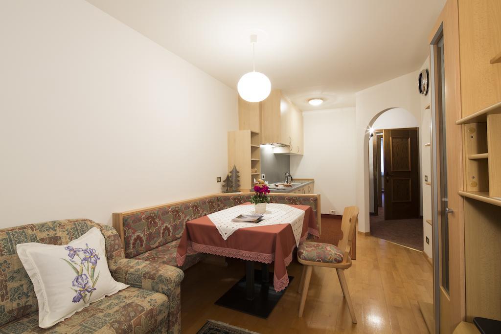 Hotel Ciasa Iris Colfosco Exteriér fotografie